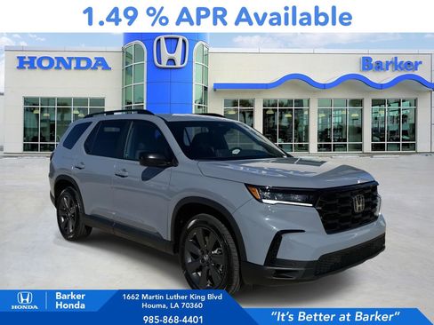 Certified 2025 Honda Pilot Sport image 1