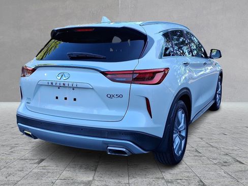 Used 2020 INFINITI QX50 Essential w/ Convenience Package AWD/4WD image 6