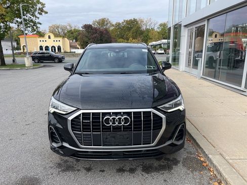 Used 2022 Audi Q3 2.0T Premium Plus w/ Premium Plus Package image 46