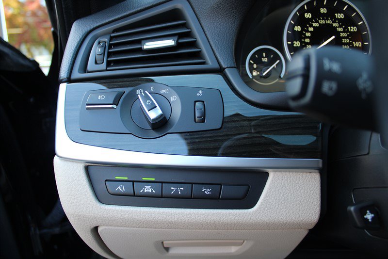Used 2014 BMW 535i xDrive Sedan AWD/4WD image 18