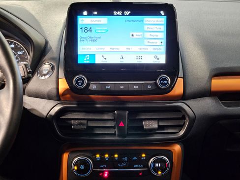 Used 2018 Ford EcoSport SES image 16