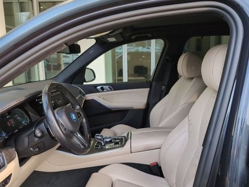 Used 2022 BMW X5 xDrive45e w/ M Sport Package image 10