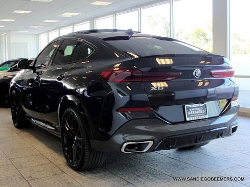 Used 2021 BMW X6 xDrive40i w/ M Sport Package AWD/4WD image 43