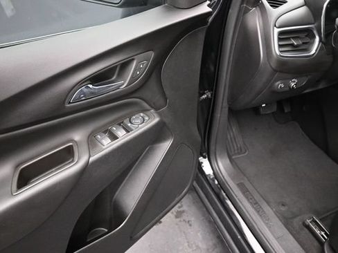 Used 2023 Chevrolet Equinox LT FWD image 13