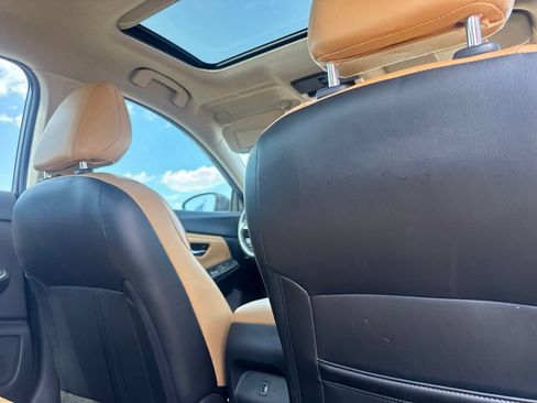 Used 2024 Nissan Sentra SV w/ SV Premium Package FWD image 26