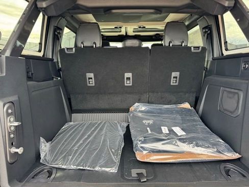 New 2025 Ford Bronco Badlands image 18