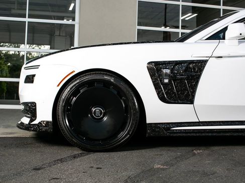 Used 2024 Rolls-Royce Spectre w/ Spectre Launch Package image 13