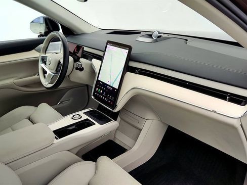 Used 2025 Volvo EX90 Ultra image 26