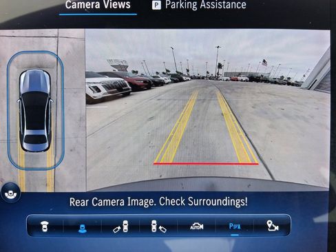 Used 2023 Mercedes-Benz C 300 Sedan w/ Pinnacle Trim Package image 13