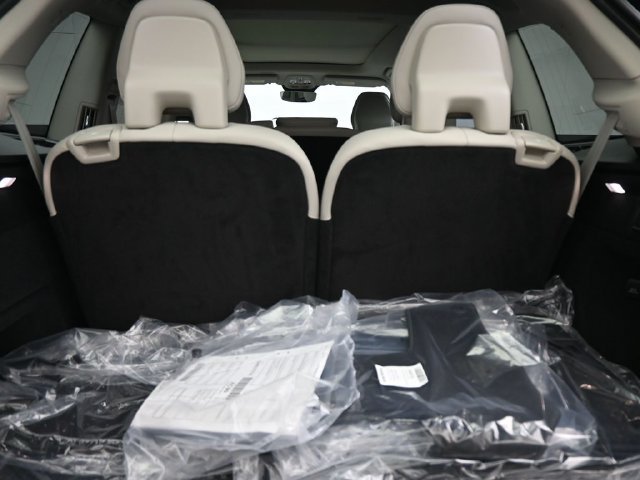 New 2026 Volvo XC90 B6 Ultra w/ Protection Package AWD/4WD image 32