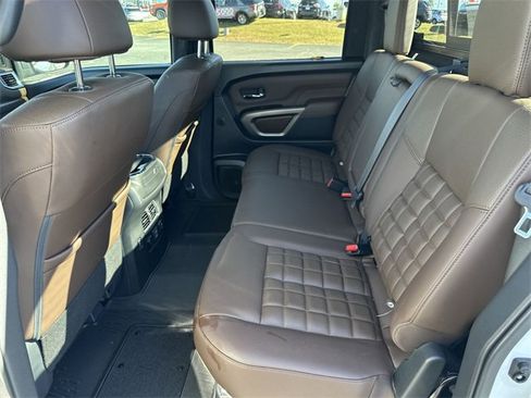 Certified 2024 Nissan Titan Platinum Reserve w/ Moonroof Package image 23