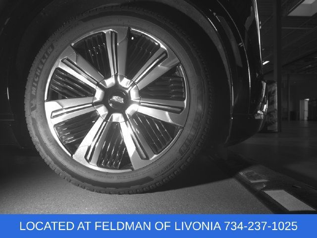 Used 2025 Cadillac Escalade IQ Luxury 1 w/ Smart Trailering package AWD/4WD image 29