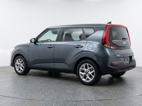 Used 2025 Kia Soul LX w/ LX Technology Package image 6