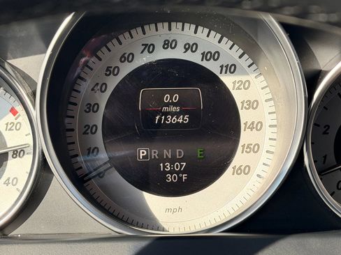 Used 2014 Mercedes-Benz C 300 4MATIC Sedan image 5