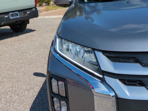 Used 2025 Mitsubishi Outlander Sport SE image 10