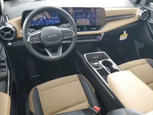 New 2026 Chevrolet Equinox ACTIV AWD/4WD image 15