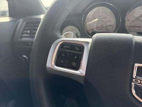 Used 2013 Dodge Challenger R/T image 14