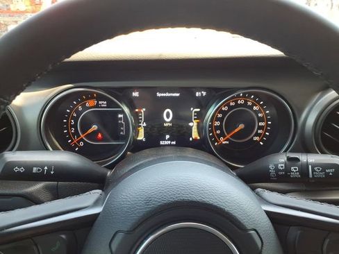 Used 2023 Jeep Wrangler Unlimited Sport AWD/4WD image 7