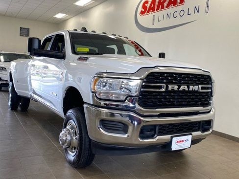 Used 2022 RAM 3500 Big Horn AWD/4WD image 2