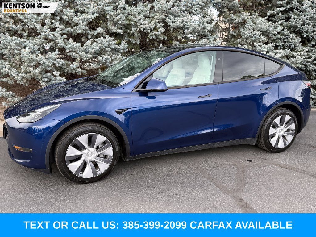 Used 2023 Tesla Model Y Long Range AWD/4WD image 1