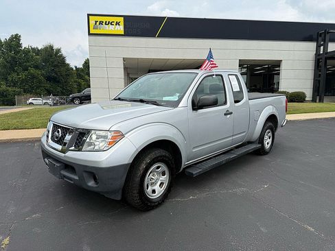 Used 2016 Nissan Frontier S RWD image 1