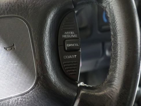 Used 2000 Dodge Ram 1500 Truck SLT image 28