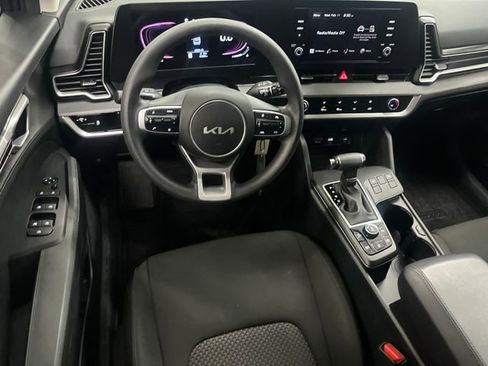 Certified 2024 Kia Sportage LX image 24