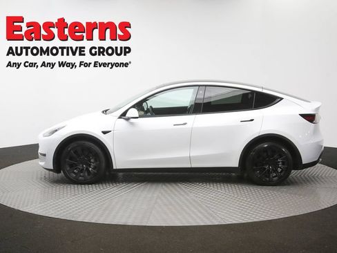 Used 2022 Tesla Model Y Long Range AWD/4WD image 54