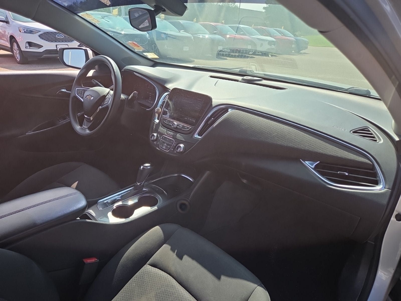 Used 2020 Chevrolet Malibu LT FWD image 11