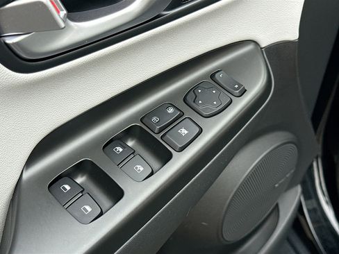 Certified 2023 Hyundai Kona Limited w/ Cargo Package image 8