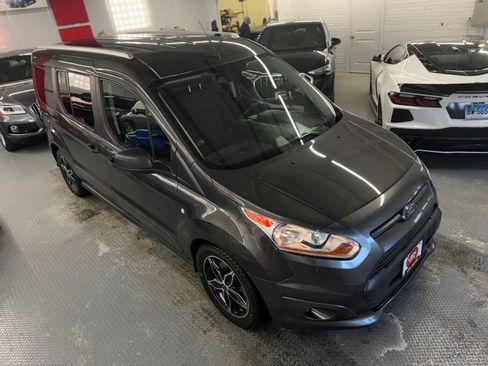 Used 2018 Ford Transit Connect XLT image 15