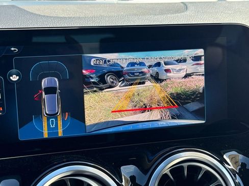 New 2026 Mercedes-Benz GLA 35 AMG 4MATIC image 27