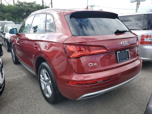 Used 2018 Audi Q5 2.0T Premium w/ Convenience Package image 3