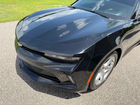 Used 2017 Chevrolet Camaro LT RWD image 4