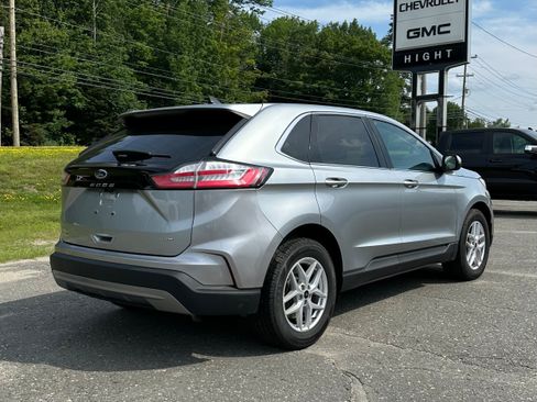 Used 2024 Ford Edge SEL AWD/4WD image 3