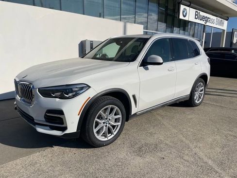 Used 2023 BMW X5 xDrive40i w/ Premium Package image 1
