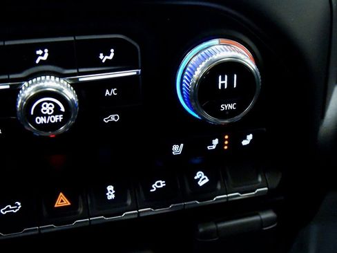 Used 2021 GMC Sierra 2500 Denali image 25