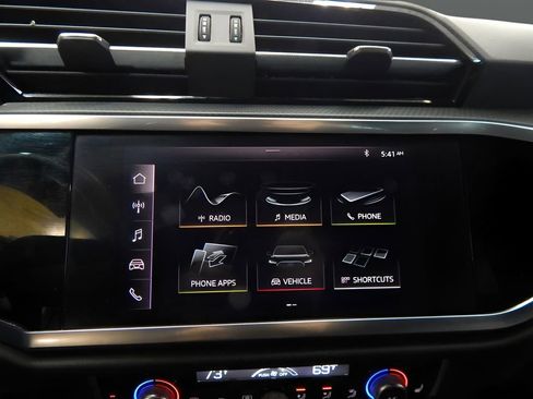 Used 2020 Audi Q3 2.0T Premium w/ Convenience Package image 22