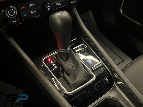 Used 2023 Jeep Compass Latitude image 15