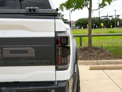 Used 2023 Ford F150 Raptor AWD/4WD image 59