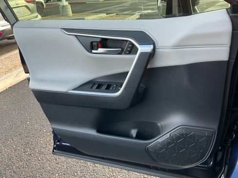 Used 2024 Toyota RAV4 Limited image 13