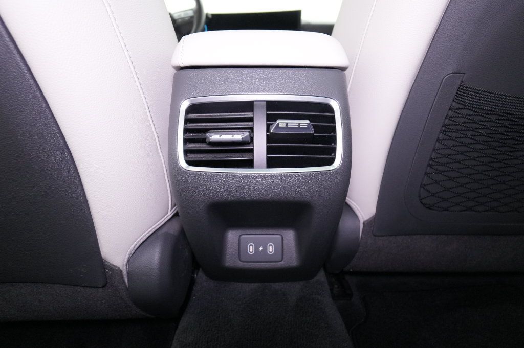 Used 2025 Hyundai Sonata Limited FWD image 23