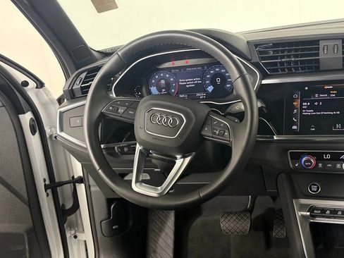 Used 2025 Audi Q3 2.0T Premium AWD/4WD image 19