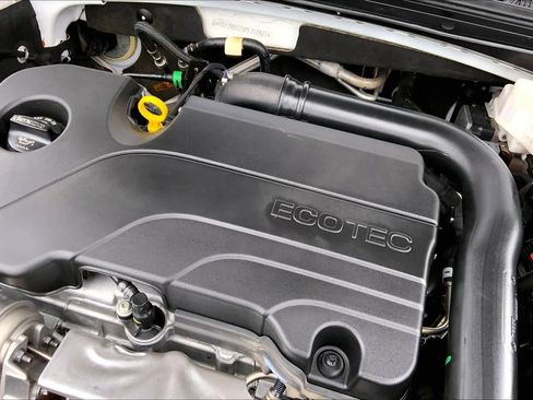 Used 2023 Chevrolet Malibu LT FWD image 32