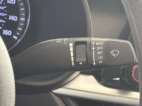 Used 2023 Kia Forte LXS FWD image 9