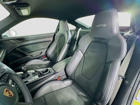 Used 2023 Porsche 911 Carrera GTS image 5