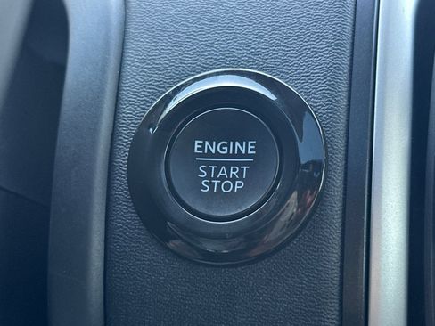 Used 2025 Ford Expedition Active AWD/4WD image 23