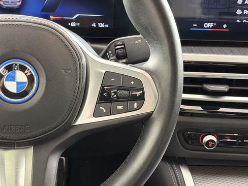 Used 2023 BMW i4 eDrive40 w/ M Sport Package image 13