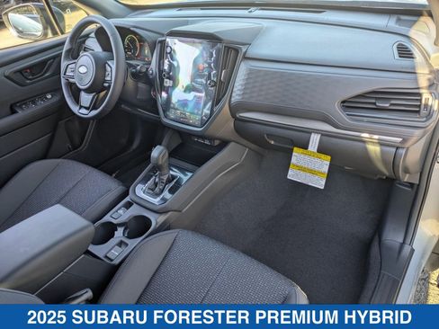 Certified 2025 Subaru Forester Premium image 38