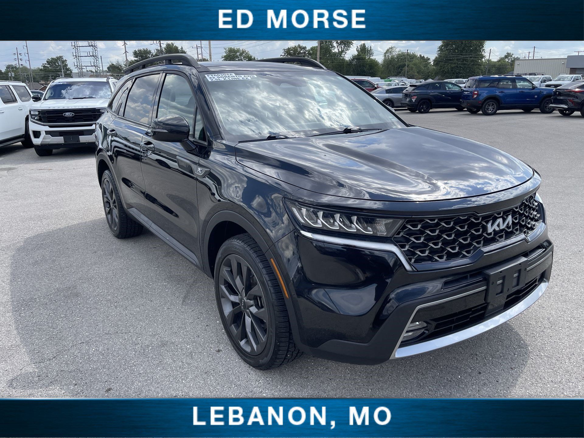 Used 2022 Kia Sorento X-Line EX AWD/4WD image 2